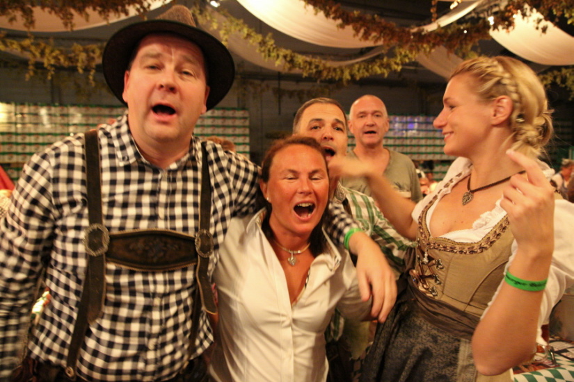 Galerie 2017 Photo hpfixgal_gallerie_b_ierfest_14okt2016___3131_cr2_14_10_2016_20_55_42.jpg