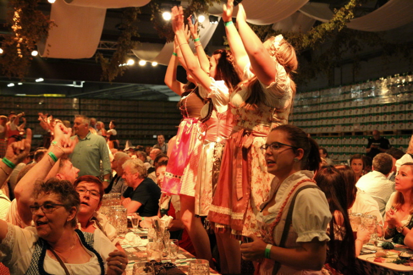Galerie 2017 Photo hpfixgal_gallerie_b_ierfest_14okt2016___3156_cr2_14_10_2016_20_59_16.jpg