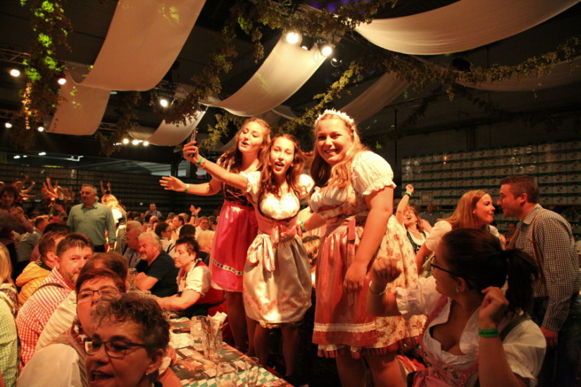 Galerie 2017 Photo hpfixgal_gallerie_b_ierfest_14okt2016___3161_cr2_14_10_2016_20_59_28.jpg