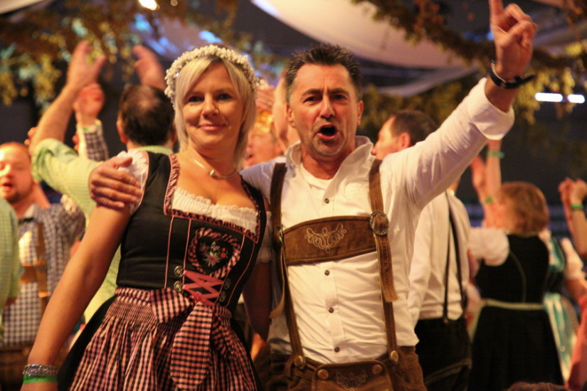 Galerie 2017 Photo hpfixgal_gallerie_b_ierfest_14okt2016___3189_cr2_14_10_2016_21_01_10.jpg