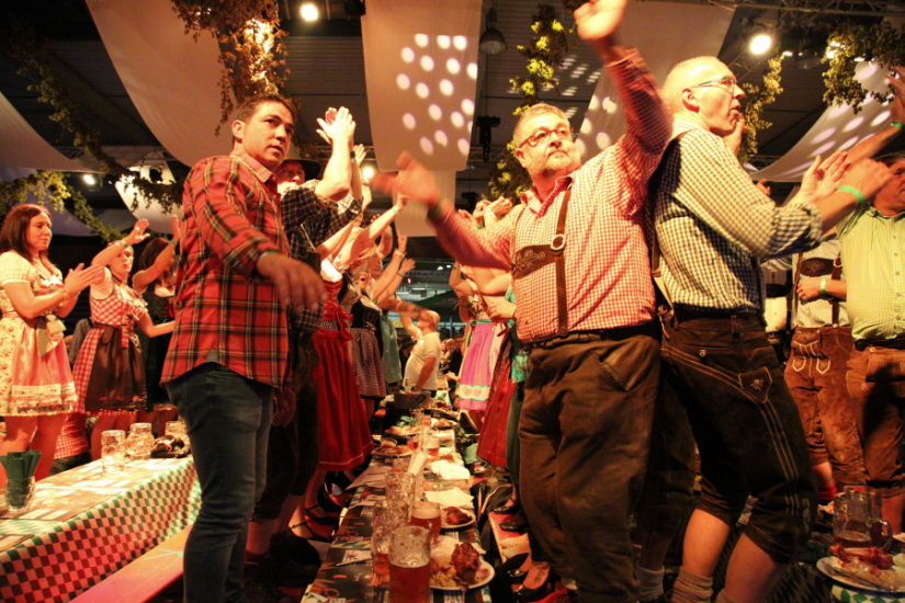 Galerie 2017 Photo hpfixgal_gallerie_b_ierfest_14okt2016___3194_cr2_14_10_2016_21_01_28.jpg