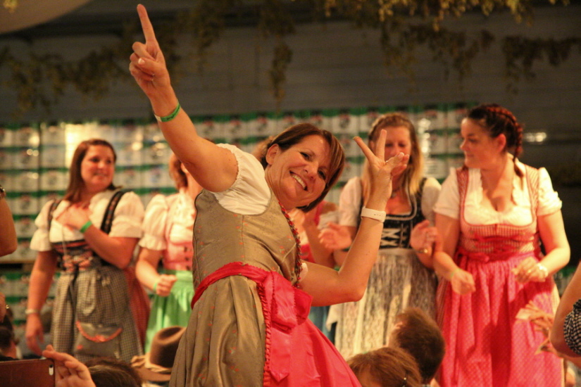 Galerie 2017 Photo hpfixgal_gallerie_b_ierfest_14okt2016___3245_cr2_14_10_2016_21_04_54.jpg
