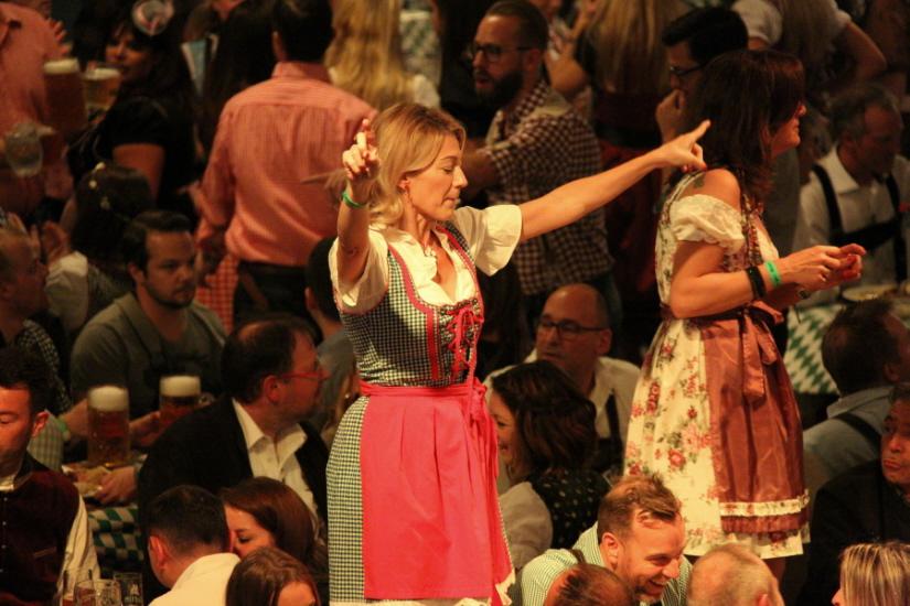 Galerie 2017 Photo hpfixgal_gallerie_b_ierfest_14okt2016___3346_cr2_14_10_2016_21_26_16.jpg