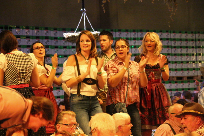 Galerie 2017 Photo hpfixgal_gallerie_b_ierfest_14okt2016___3365_cr2_14_10_2016_21_28_24.jpg
