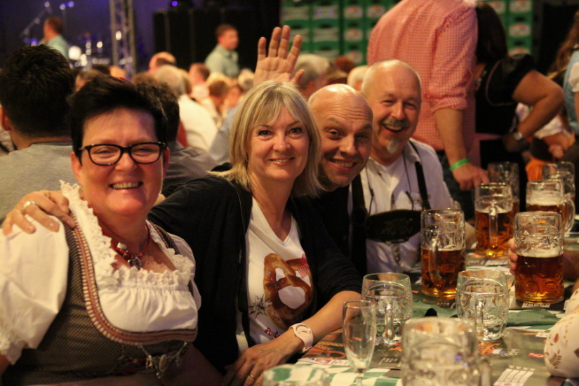 Galerie 2017 Photo hpfixgal_gallerie_b_ierfest_14okt2016___3431_cr2_14_10_2016_21_39_16.jpg