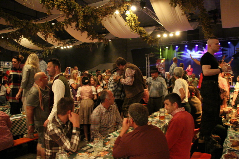 Galerie 2017 Photo hpfixgal_gallerie_b_ierfest_14okt2016___3497_cr2_14_10_2016_21_48_26.jpg