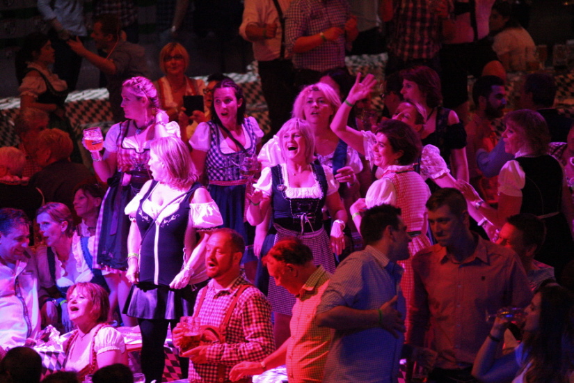 Galerie 2017 Photo hpfixgal_gallerie_b_ierfest_14okt2016___3766_cr2_15_10_2016_00_52_04.jpg